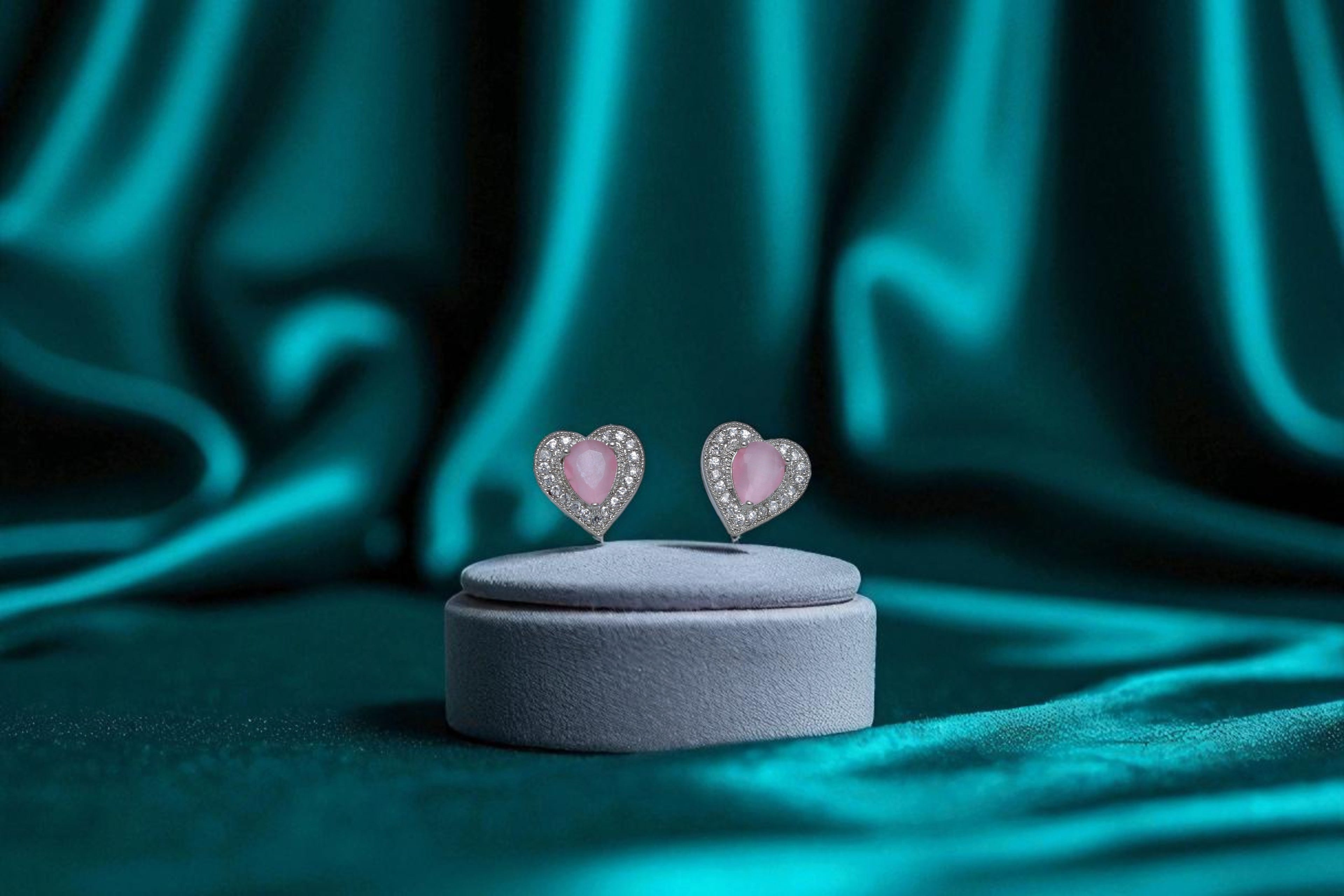 💗 Pink Stone Heart Diamond Earrings