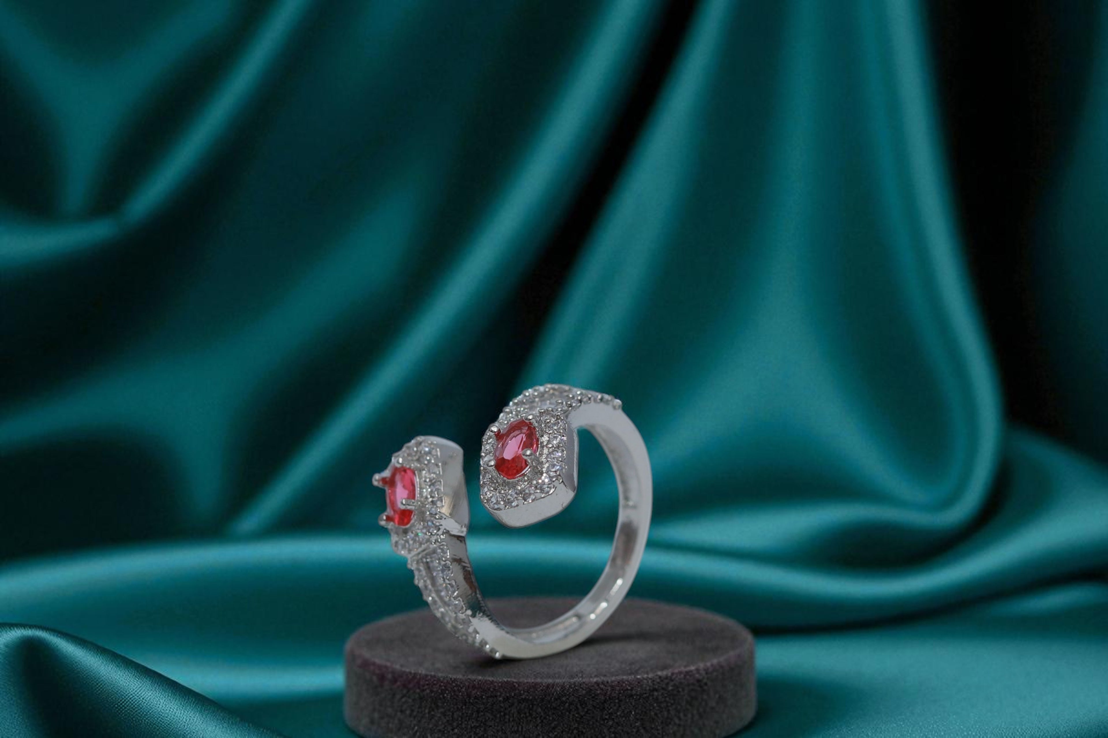 💖 Twin Red Gemstone Silver Ring 💍