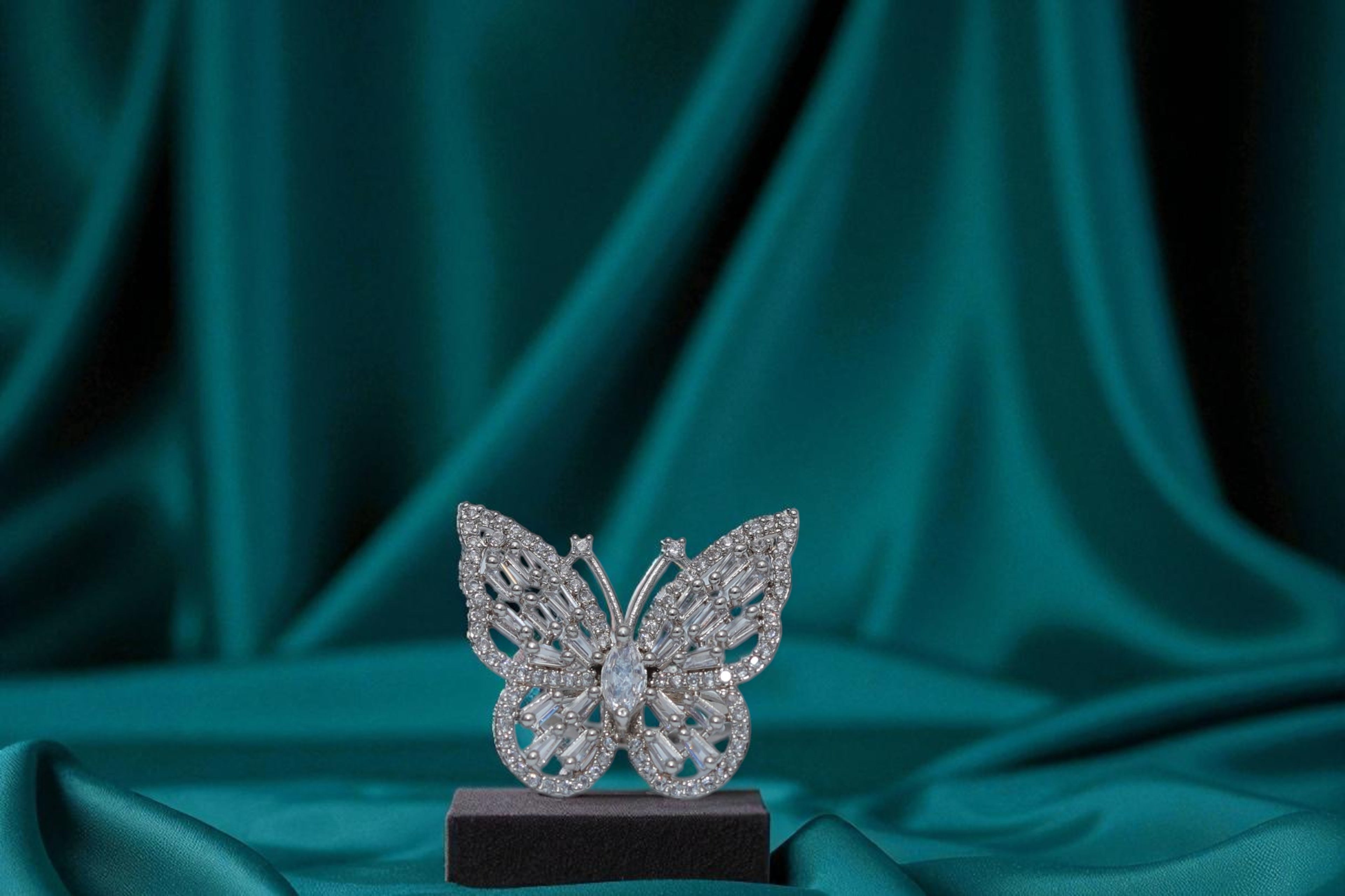 🌸 Apsara Silver Butterfly Ring 💍