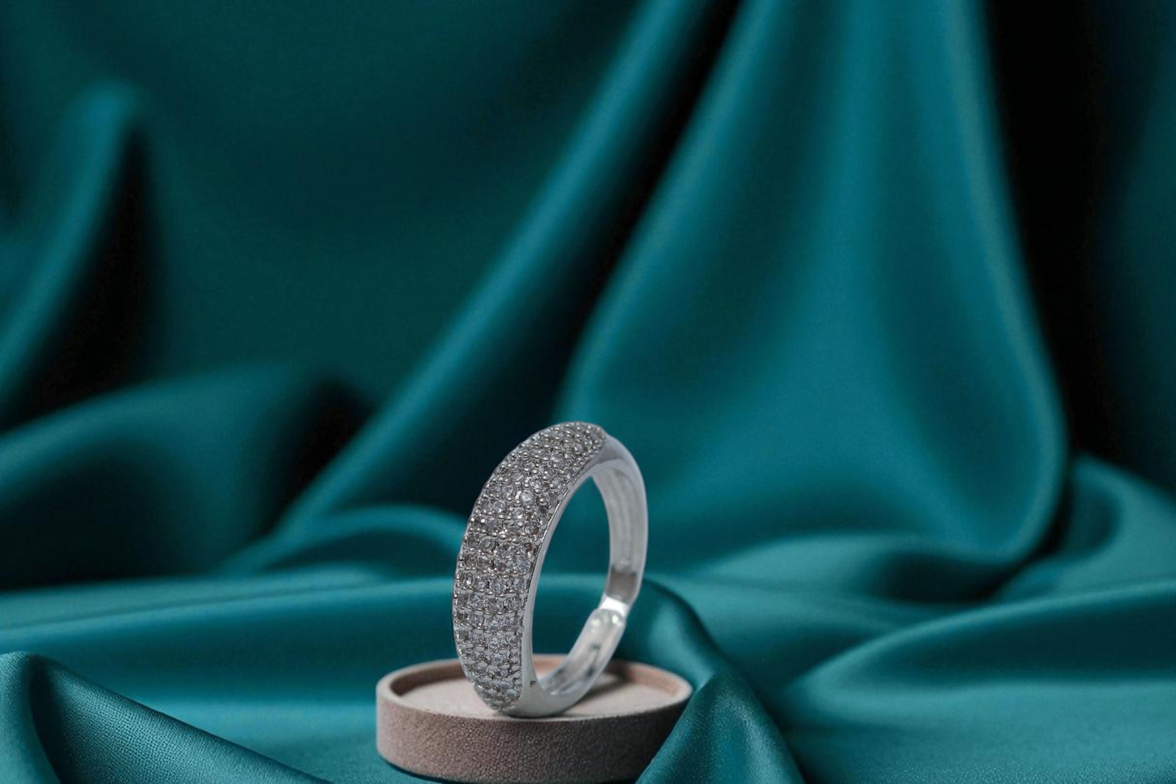 🌸 Apsara Classic Silver Diamond 💎 Ring 💍