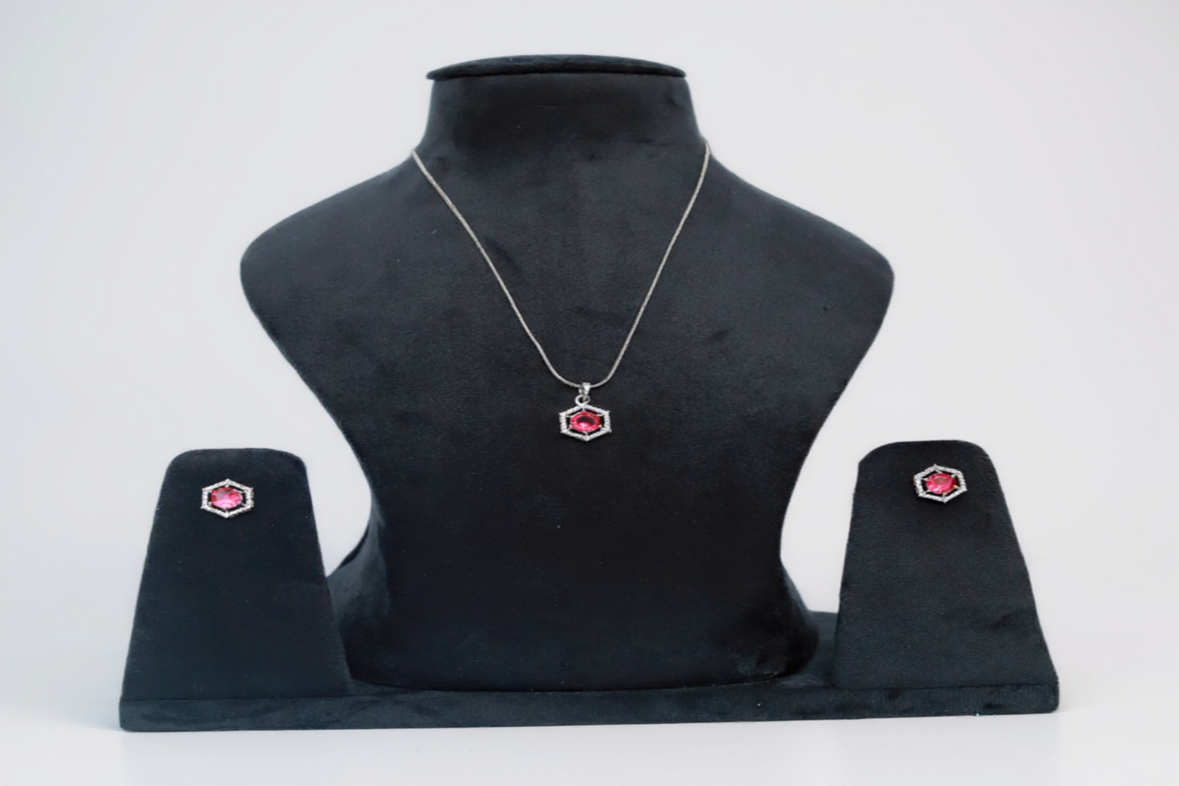 ❤️ Ruby Royal Set ❤️!! Elegant Silver Jewelry Set with Ruby Red Hexagon Gemstone Pendant Necklace and Matching Earrings