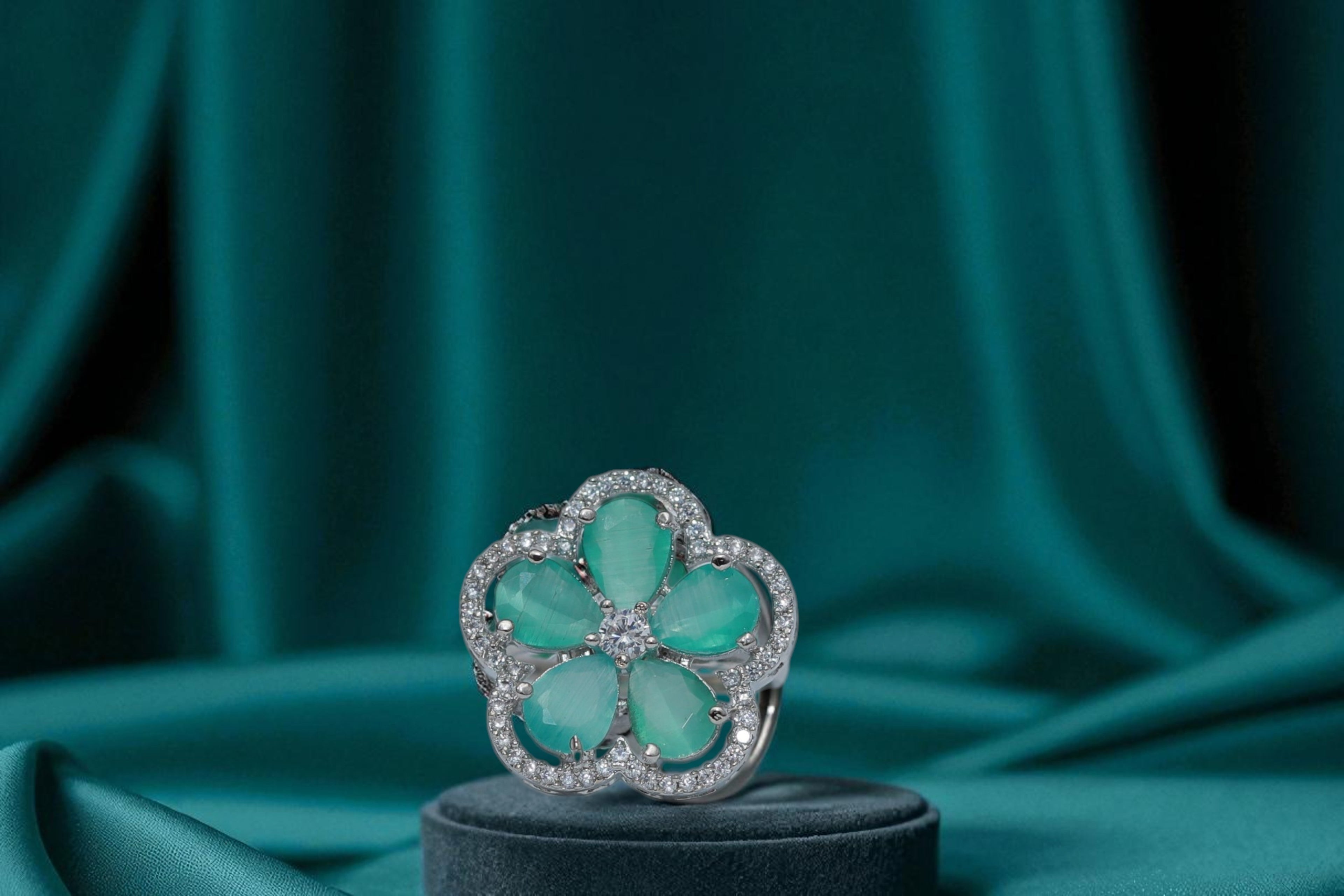 🌸 Sparkling Apsara Aqua Stone Ring 💍