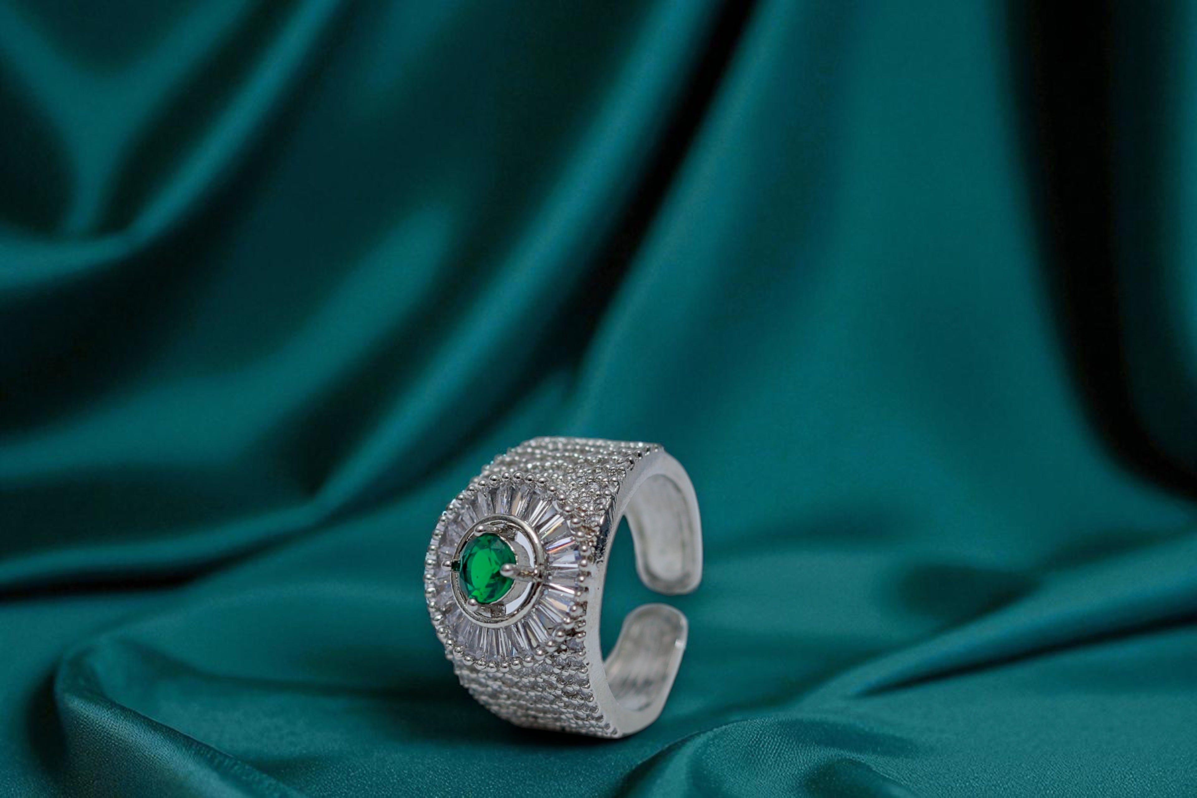 💚 Green Stone Diamond 💎 Band Ring 💍