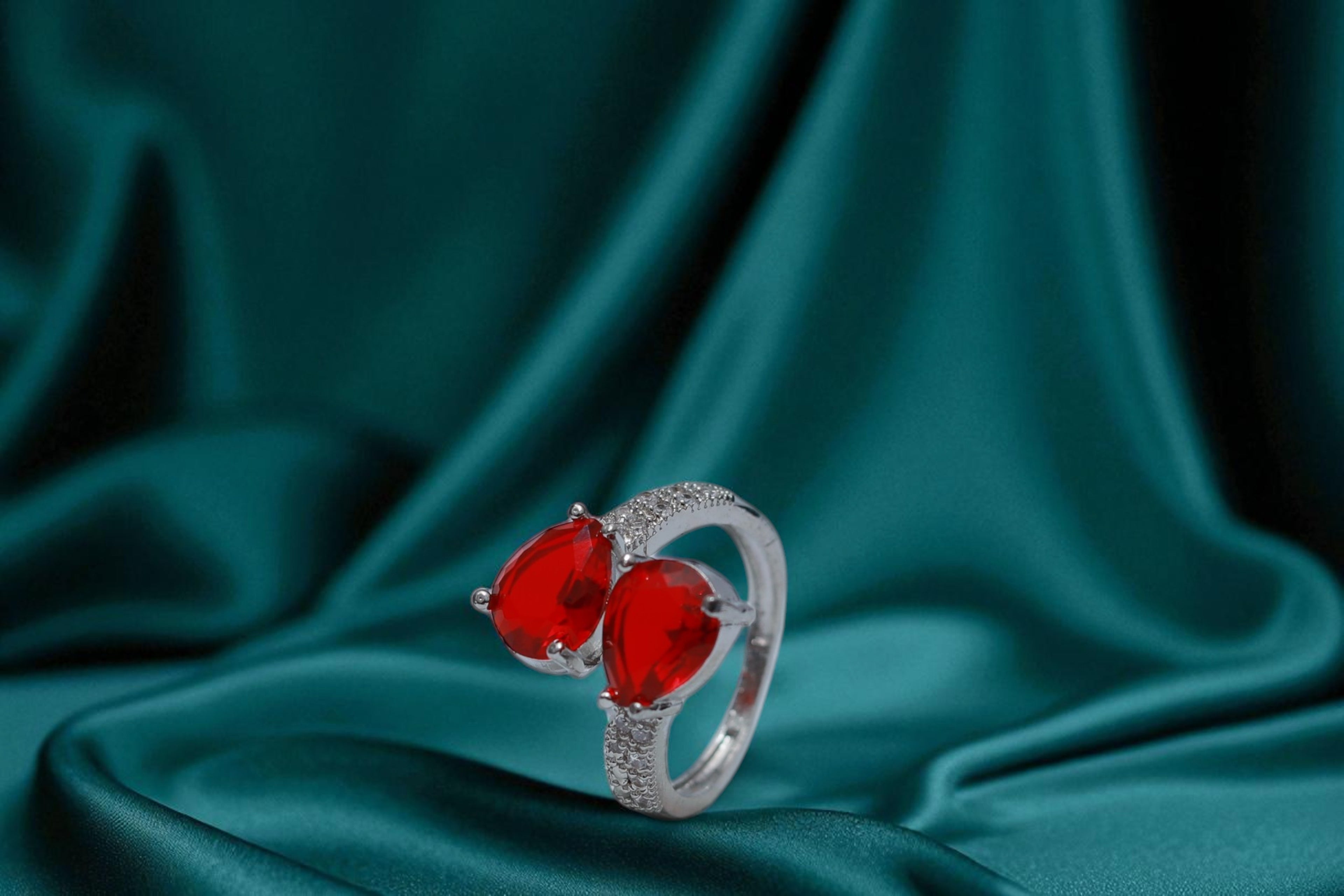 ❤️ Royal Red Twin Gemstone Ring 💍