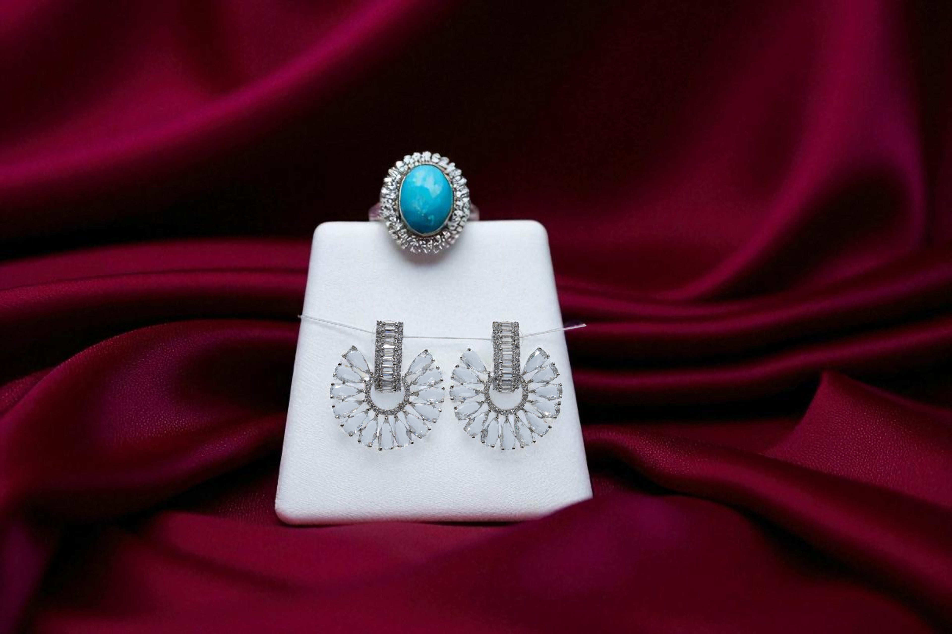 🤍 White Stone Diamond Chandelier Earrings