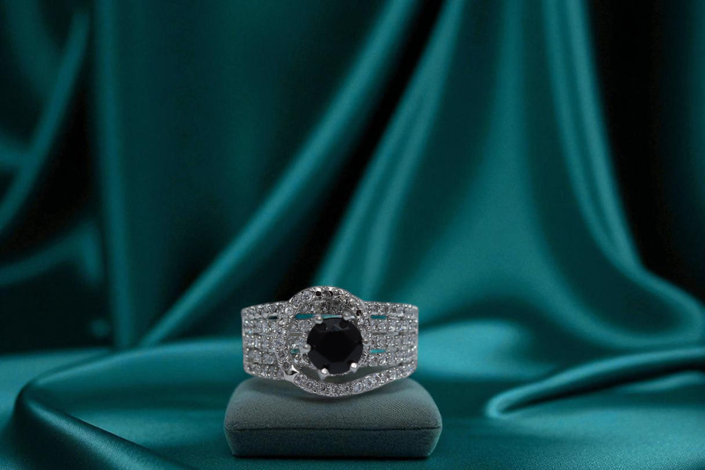 ✨ Elegant Silver Ring with Black Gem 💍