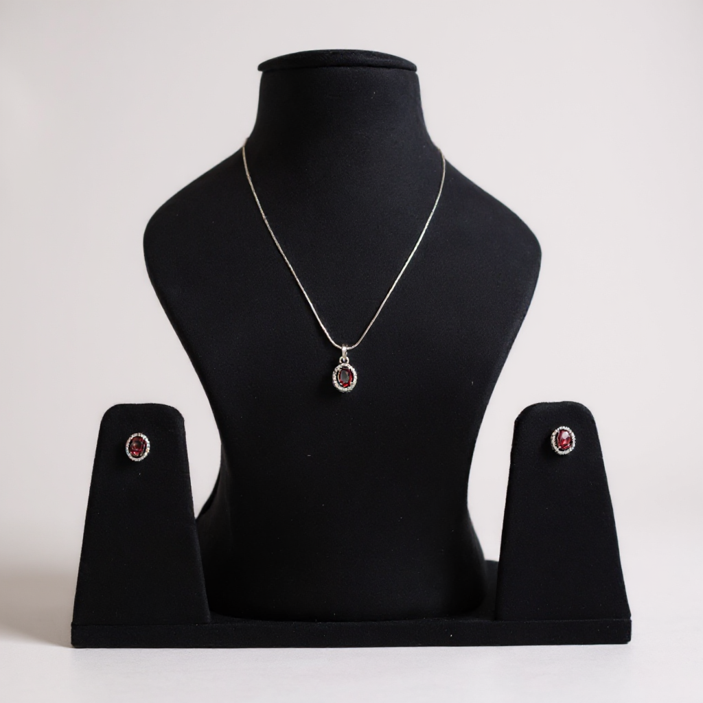 Ruby Glow Silver Pendant Set ❤️