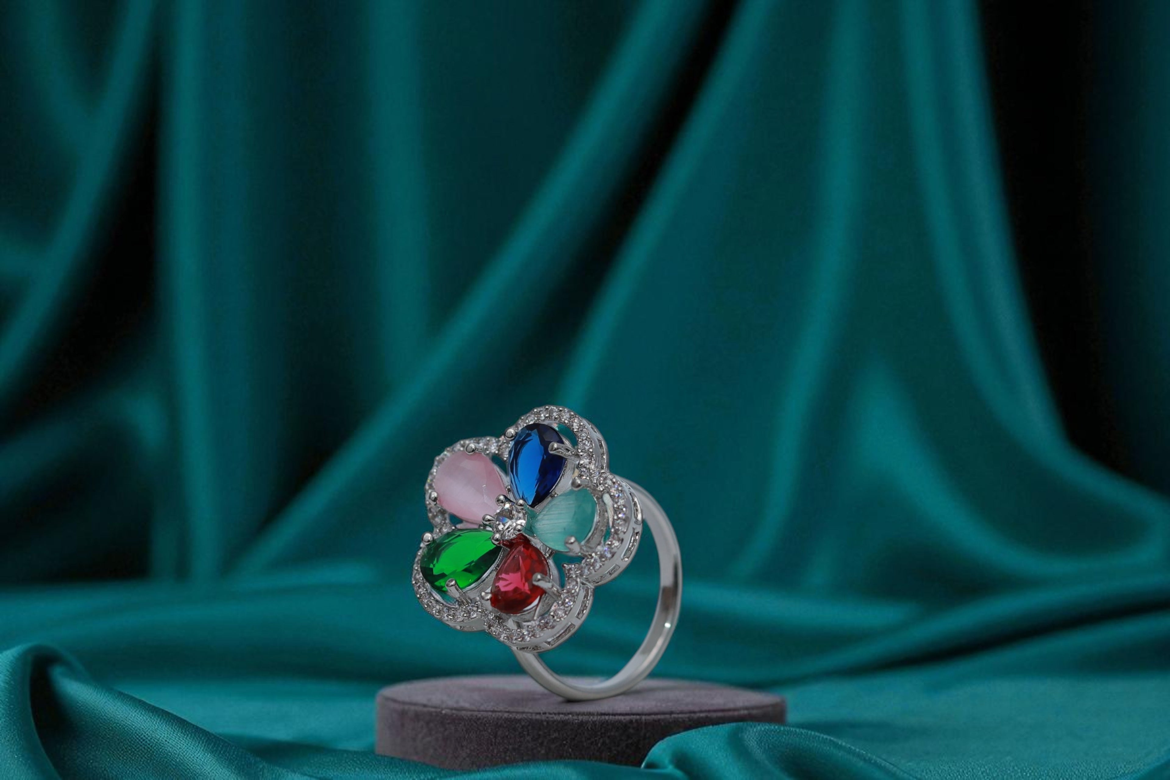 🌸 Sparkling Apsara Multi Stone Ring 💍