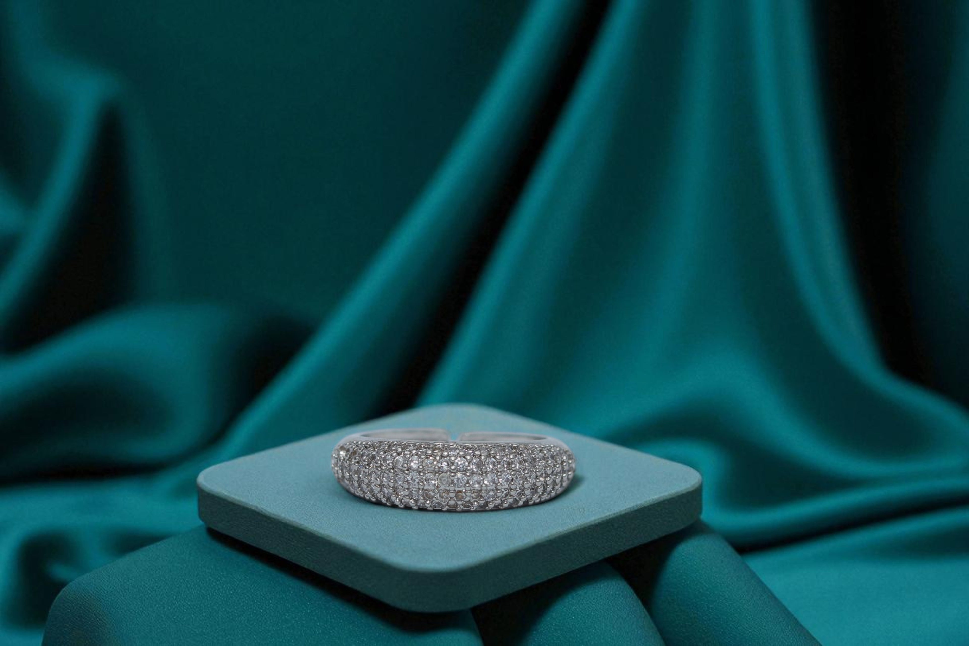 🌸 Apsara Classic Silver Diamond 💎 Ring 💍