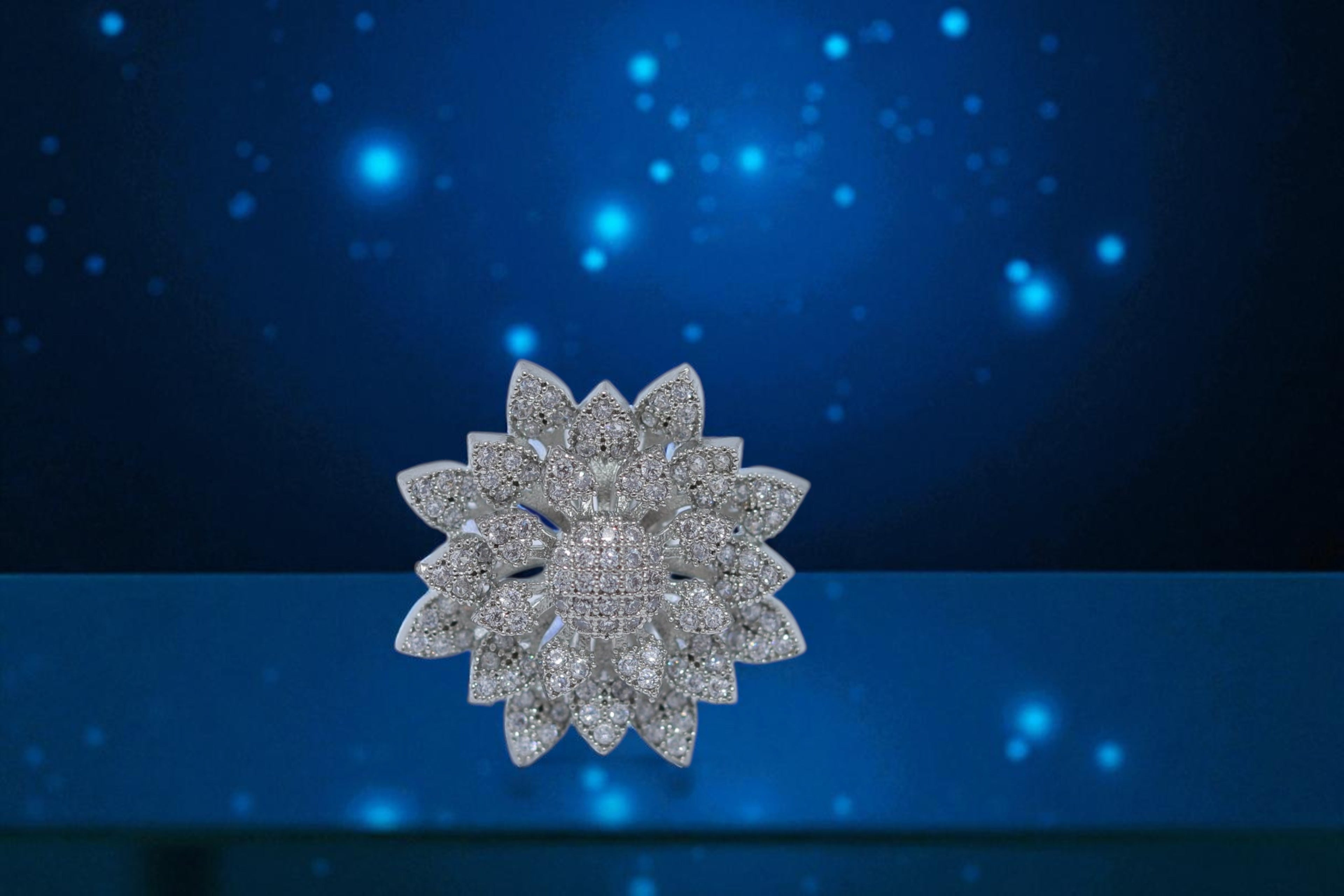 🌸 Silver Floral Diamond Ring 💍