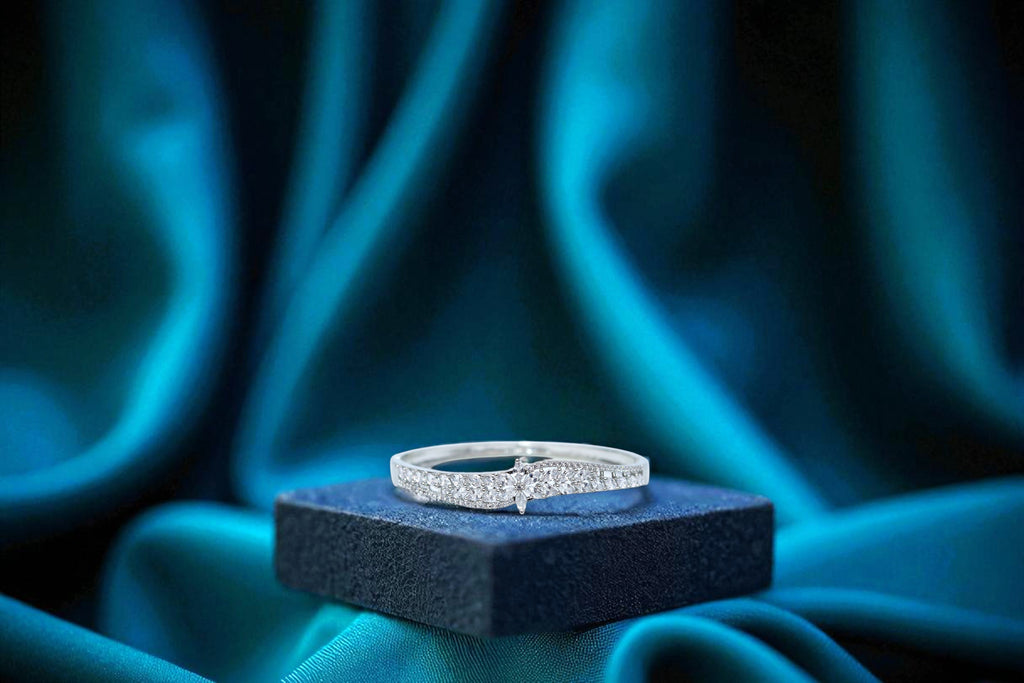 🌟 Minimalist Sterling 🤍 Silver Bracelet with Full Pavé Cubic Zirconia – Elegant Everyday Wear 💫