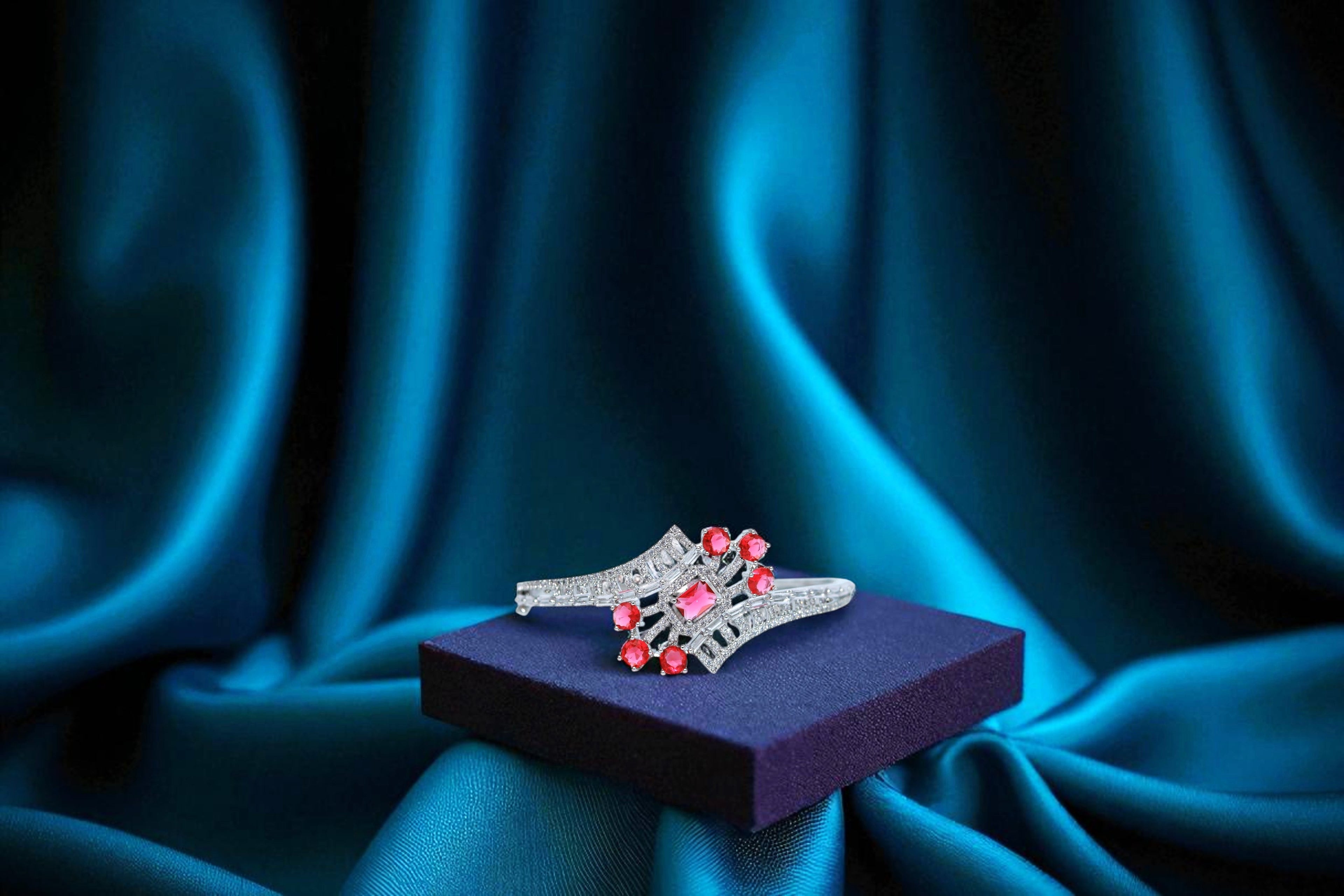 ✨ Vintage-Inspired Ruby Red ❤️ Stone Bracelet in Sterling Silver 💫