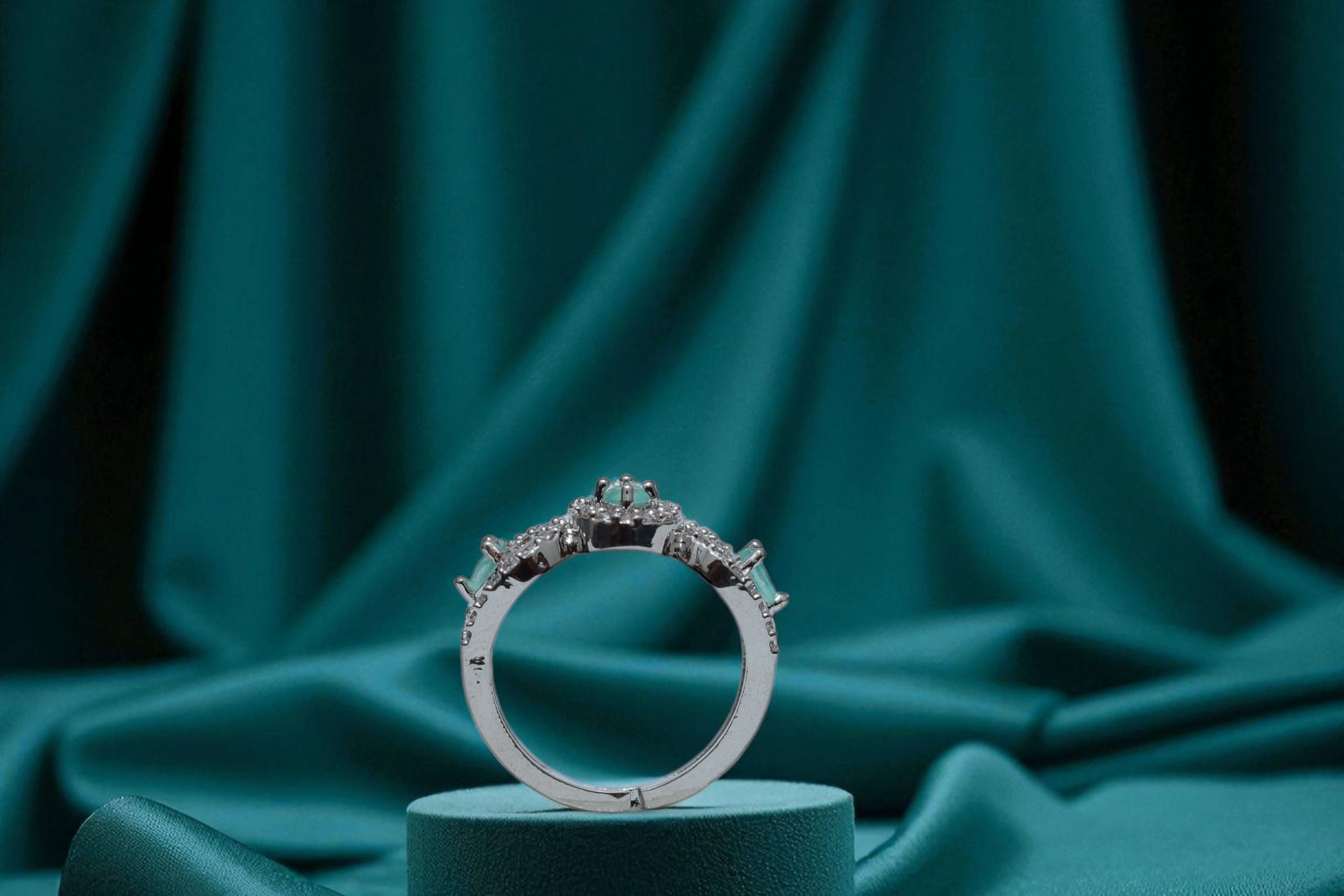 💕 Triple Heart Aqua Stone Ring 💍