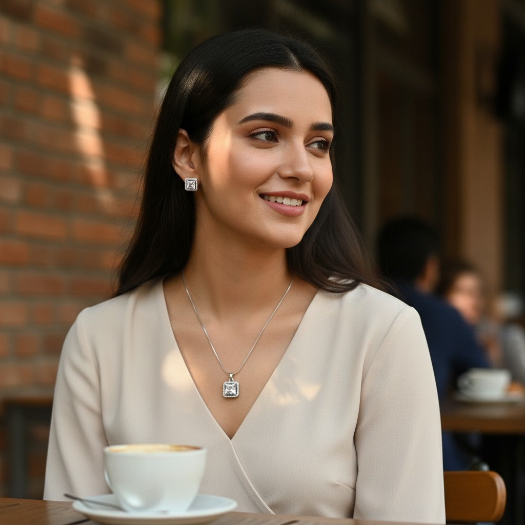 🤍 Diamond Glow Set 🤍!! Elegant Silver Jewelry Set with Square-Cut White Crystal Pendant Necklace and Matching Earrings