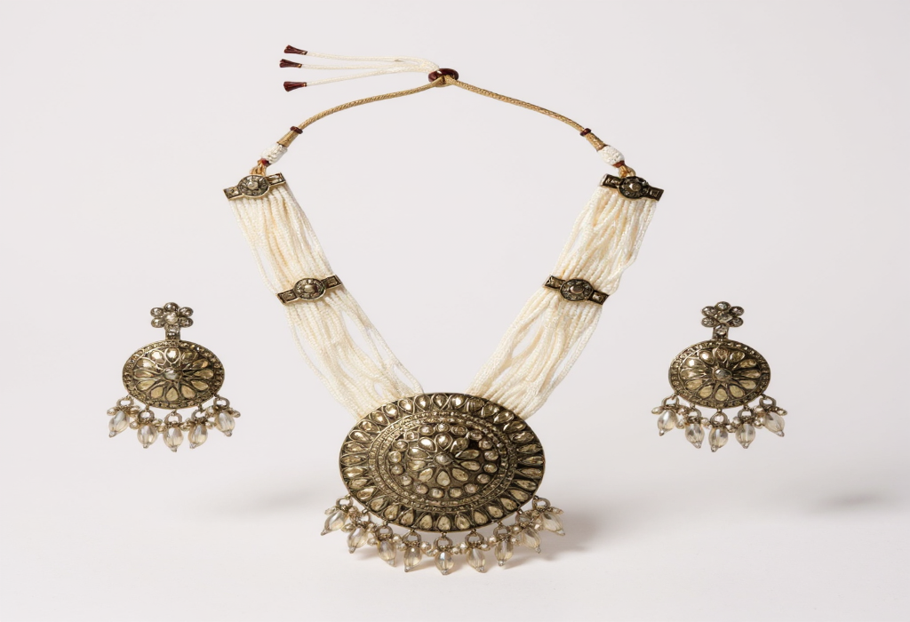 🌟 Antique Pearl & Gold Necklace Set 🌟