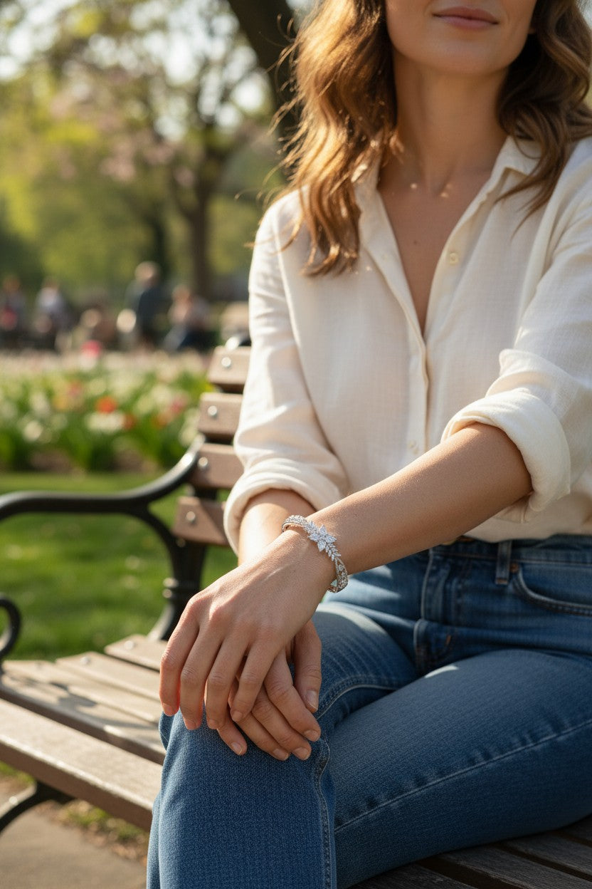 ✨ 🤍 Elegant Marquise-Cut Diamond 💎 Leaf Bracelet in Sterling Silver 💫