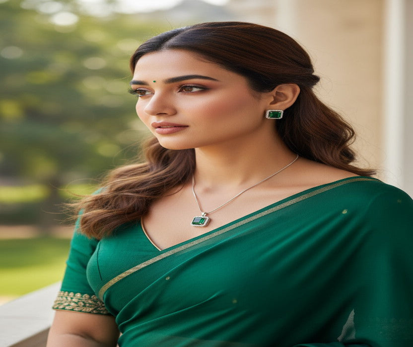 💚 Emerald Glow Set 💚!! Elegant Silver Jewelry Set with Square-Cut Emerald Green Gemstone Pendant Necklace and Matching Earrings