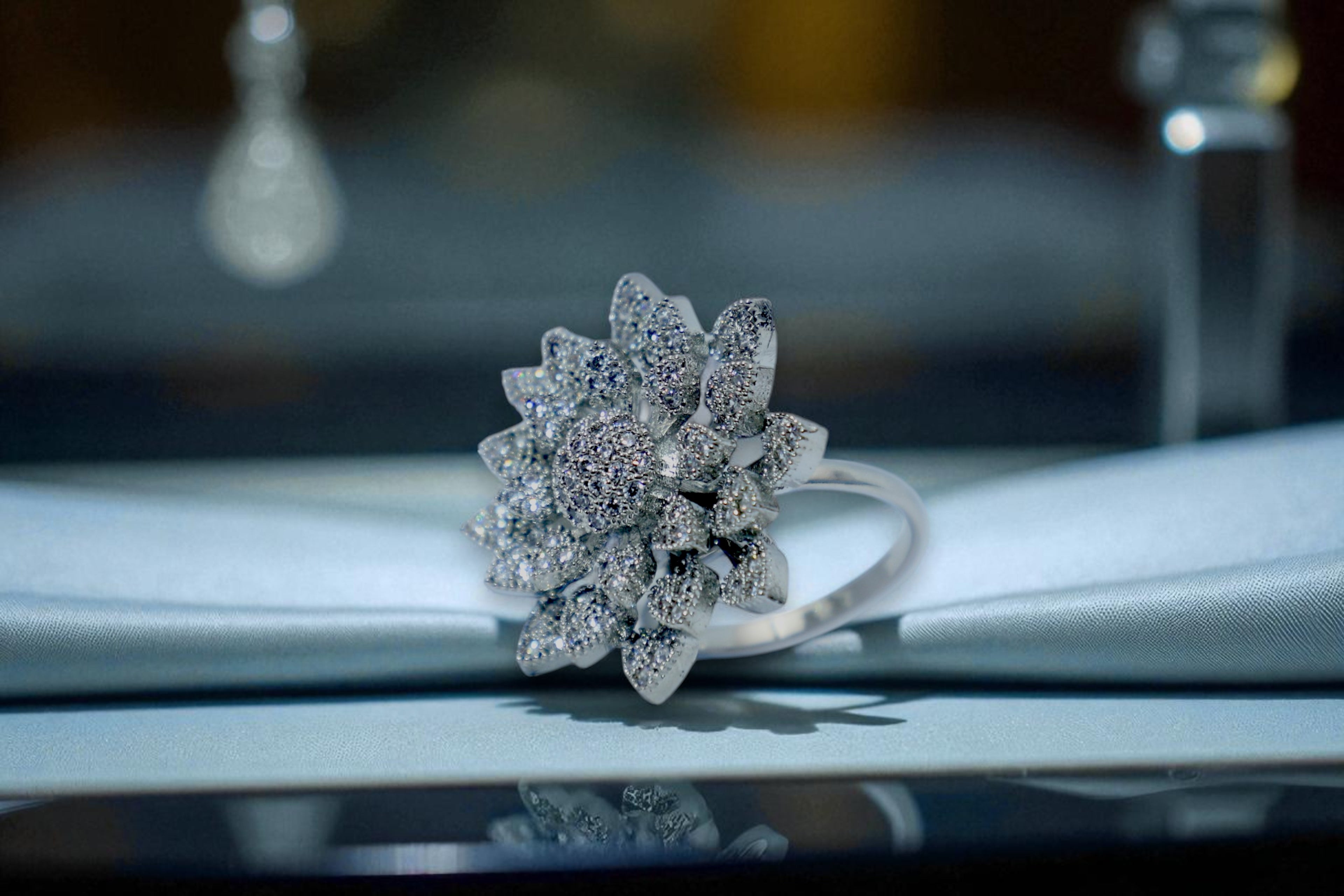 🌸 Silver Floral Diamond Ring 💍