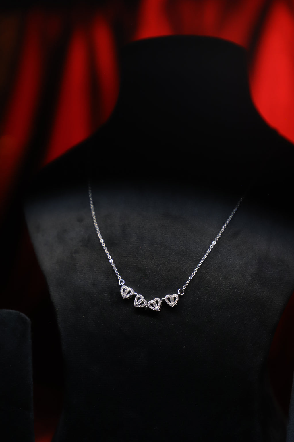 ✨ Dazzling Blossom Pendant ✨!! Elegant Diamond Look Floral Pendant Necklace for Women