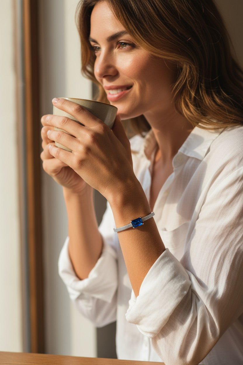💙 Elegance Meets Midnight!! Blue Stone Bracelet with Diamond Accents 💎